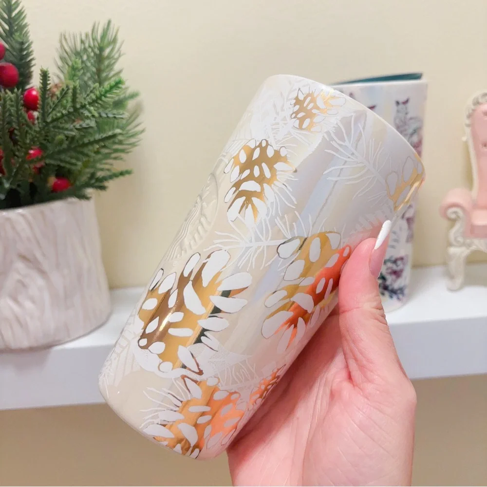STARBUCKS Holiday 2020& 2021 NWT Ceramic Gold Pine Cone Tumbler Travel Mug 12oz
